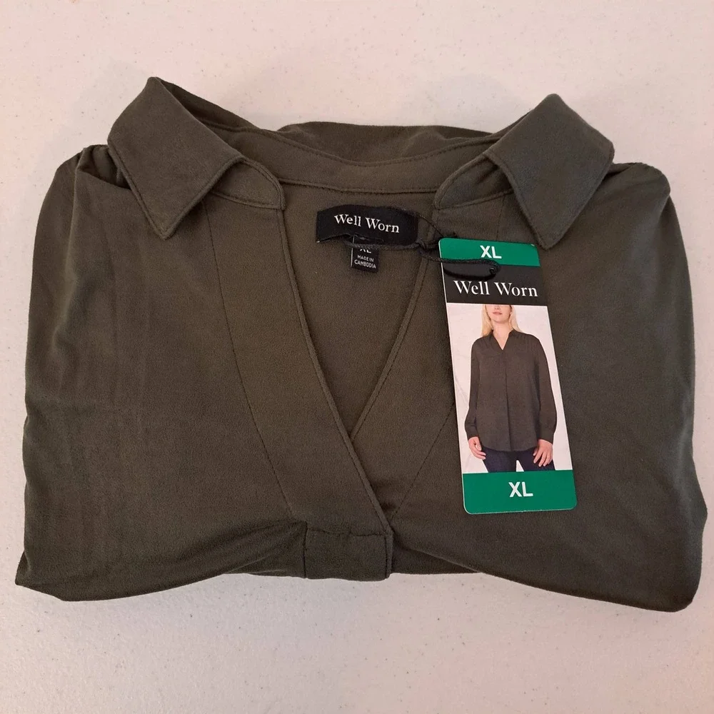 Well Worn‎ Blouse Womens XL Green NWT Suede Feel V-Neck Long Sleeve 898-255-B8 - Picture 3 of 3